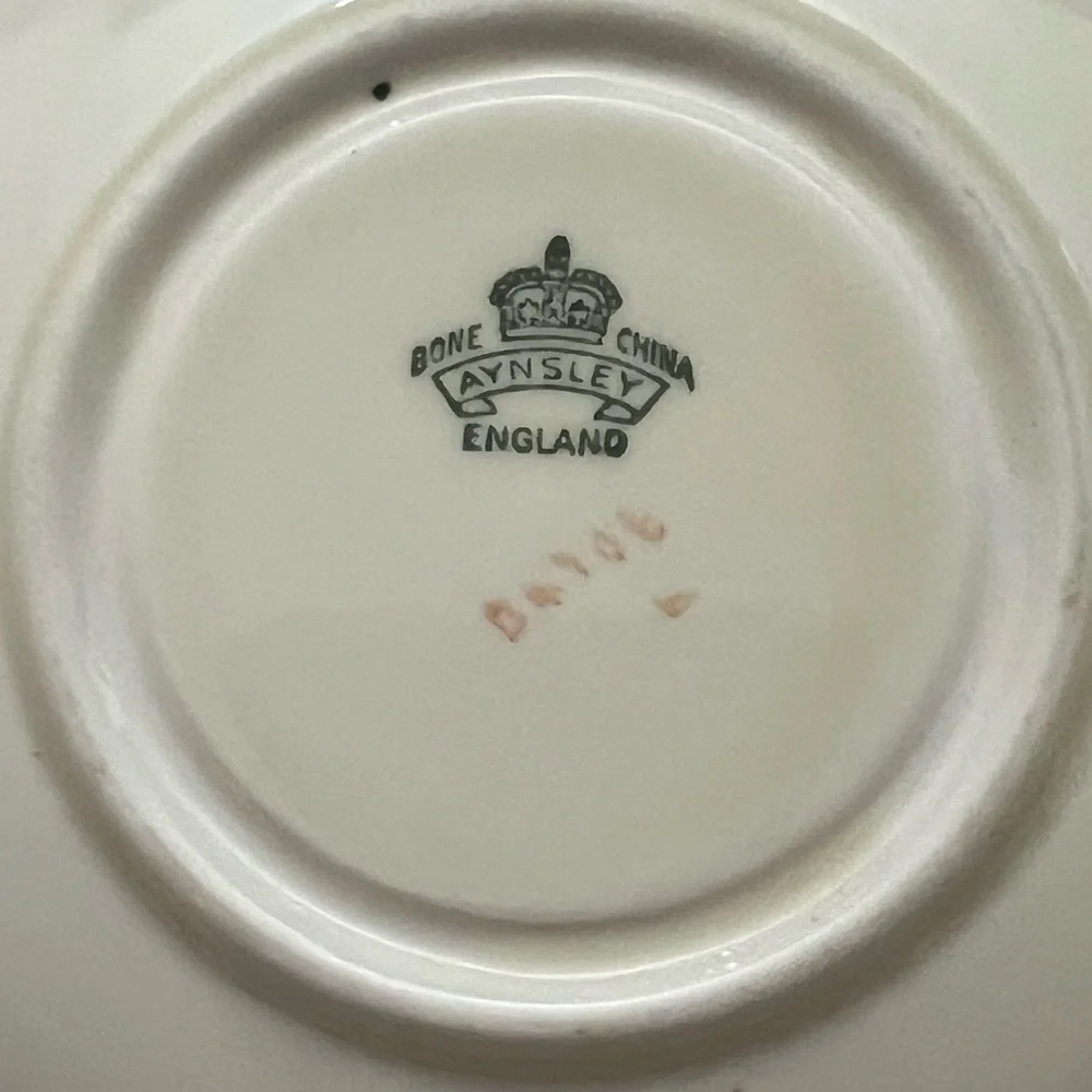 Vintage Ansley Coalport Pink sweetheart roses cobalt Blue Gold tea cup/saucer - Picture 4 of 10